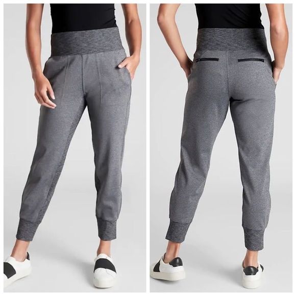NEW ATHLETA Venice Jogger Grey Heather Yoga Pants Casual Joggers Sz M TALL - Picture 1 of 16